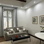 Bilocale A Chiaia Vicino A Via Dei Mille Apartman