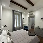 Bilocale A Chiaia Vicino A Via Dei Mille Apartman Nápoly